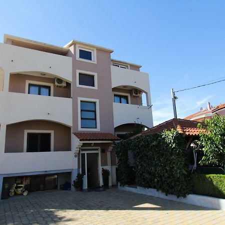 Apartments Lili بيوغْغاد نا موغو المظهر الخارجي الصورة